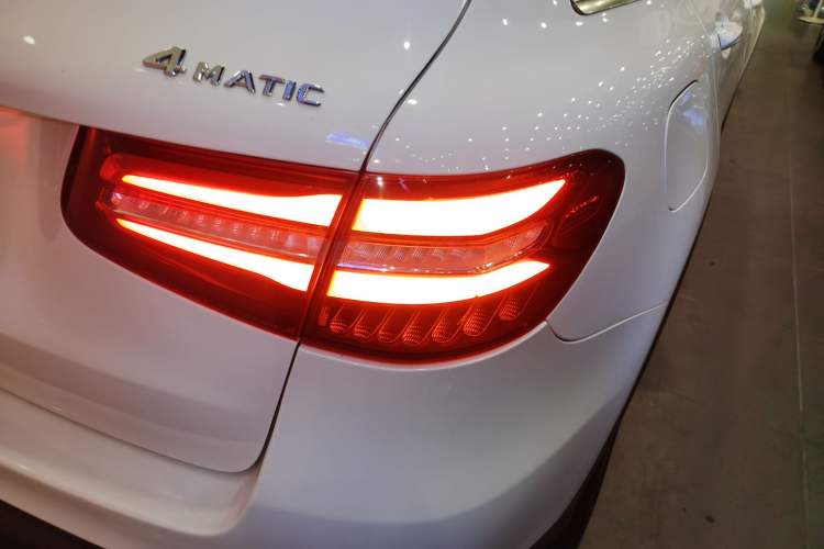 Used Mercedes-Benz GLC 2016 GLC 260 4MATIC Dynamic Edition
