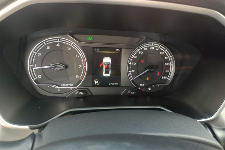 Used Geely Auto Vision X6 2020 1.4T CVT Luxury Edition
