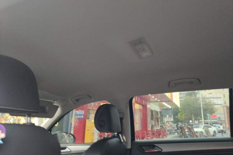 Used Volkswagen Tiguan L 2018 280TSI Automatic Two-Wheel Drive Comfort Edition
