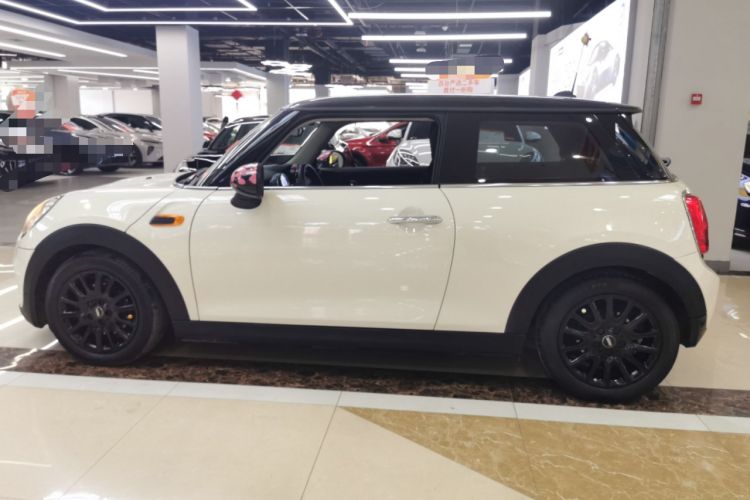 Used  MINI 2016 1.5T COOPER
