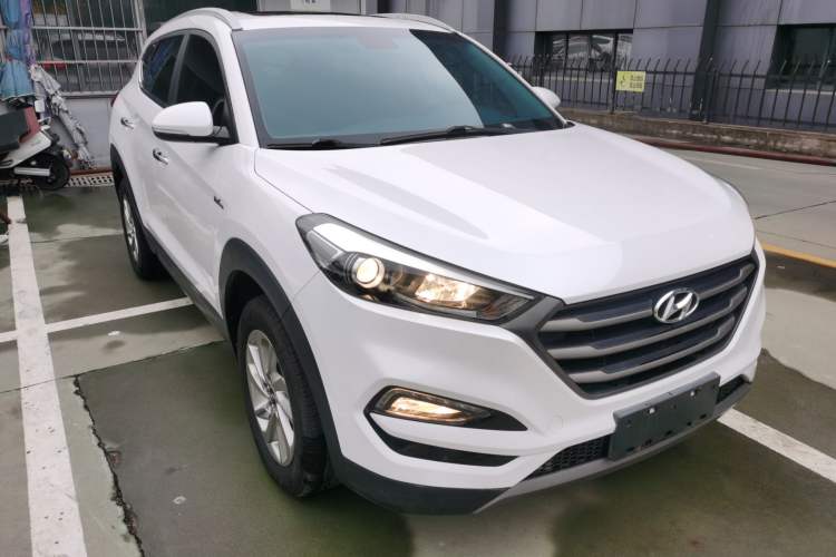 Used Hyundai Tucson 2015 1.6T Dual-Clutch Two-Wheel-Drive Smart Model