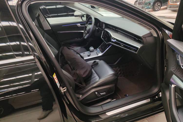 Used Audi A6L 2023 45 TFSI quattro Prestige Elegant Edition
