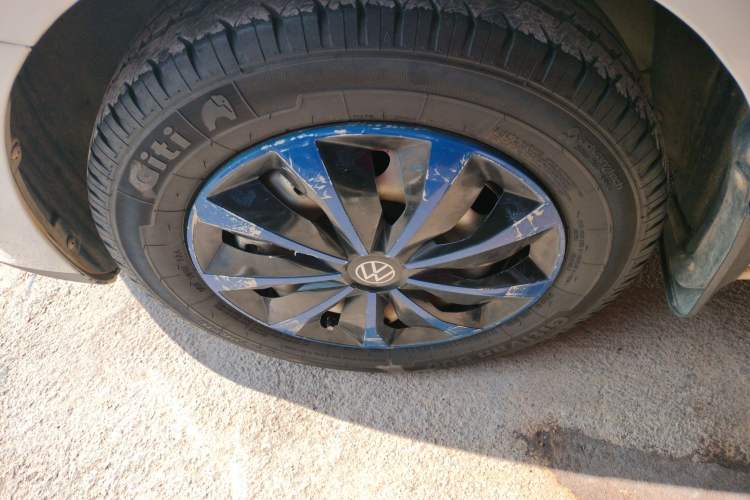 Used Volkswagen Santana 2015 1.4L Manual Fashion Edition
