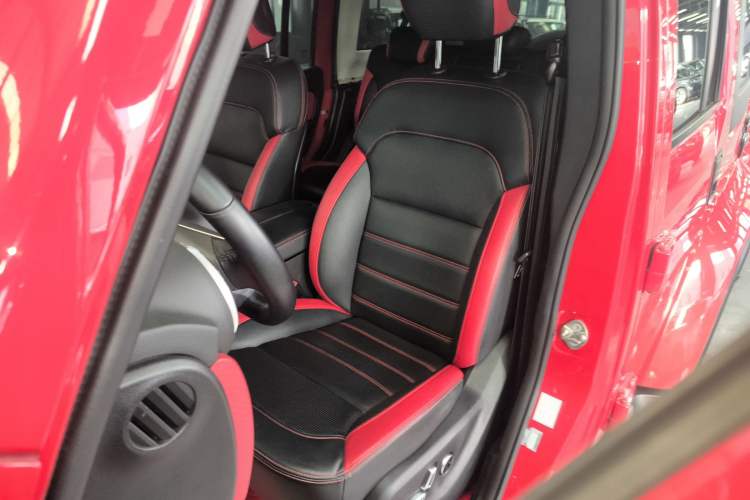 Used  BJ40 2020 2.0T Automatic Four-Wheel Drive Urban Hunter Edition Chivalrous Type