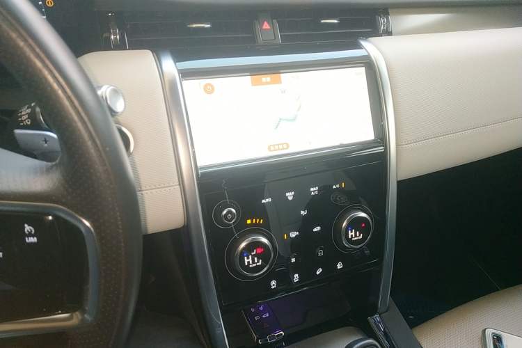 Used Land Rover Discovery Sport 2022 Revised Version 249 PS Metropolitan Edition