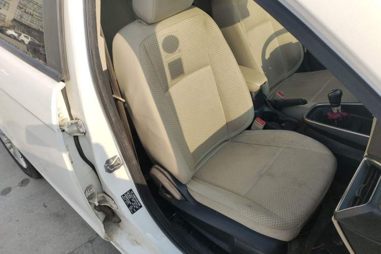 Used Ford Escort 2015 1.5L Manual Comfort Model
