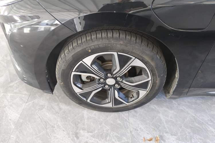 Used Hongqi E-QM5 2021 Charging T3 Version 4 Seats
