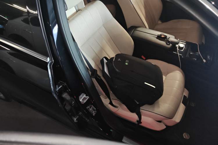 Used Mercedes-Benz E-Class 2014 Restyled E 400 L Sport Luxury Edition
