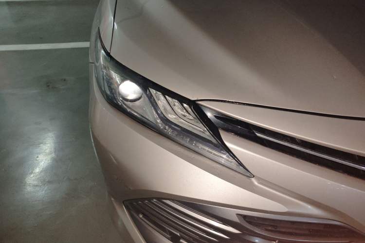 Used Toyota Camry 2018 Dual-Engine 2.5 HG Luxury Edition
