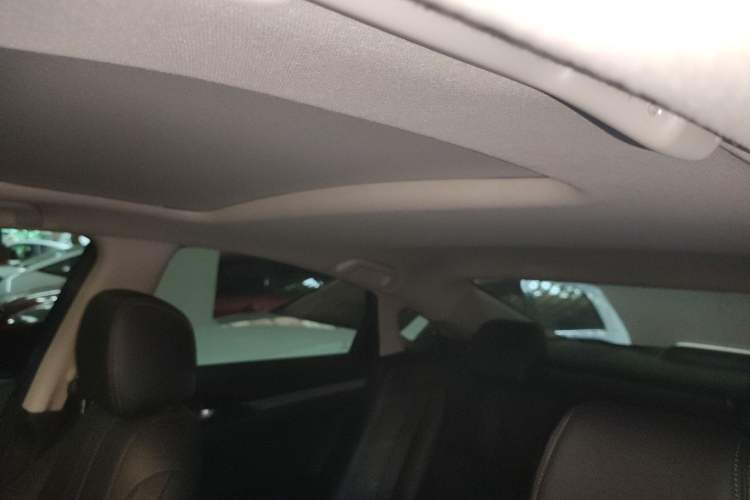 Used Honda Civic 2016 220TURBO CVT Prestige Edition
