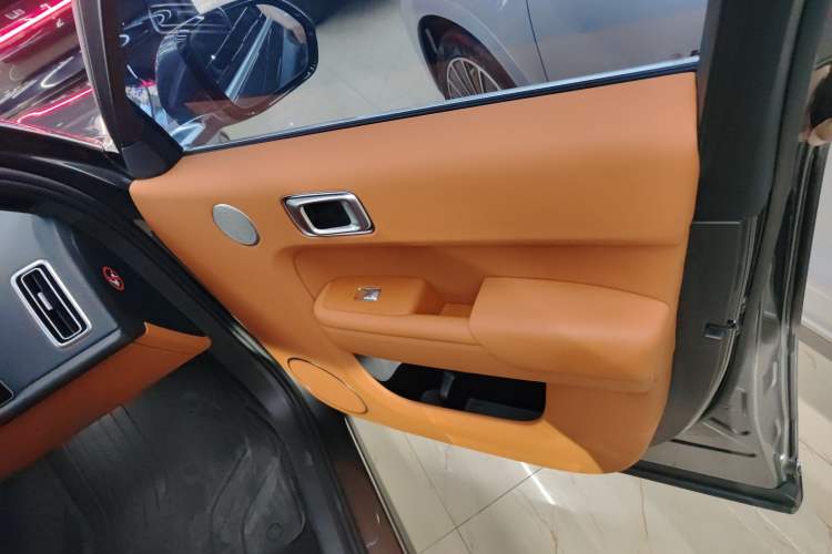 Used Li Auto L9 2022 Max model
