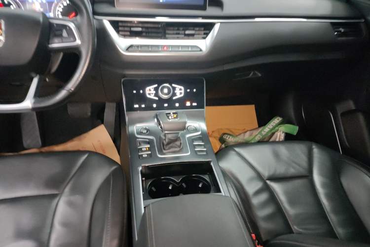 Used Hongqi H5 2022 Classic Model Facelift 1.5T DCT Qiyun Edition
