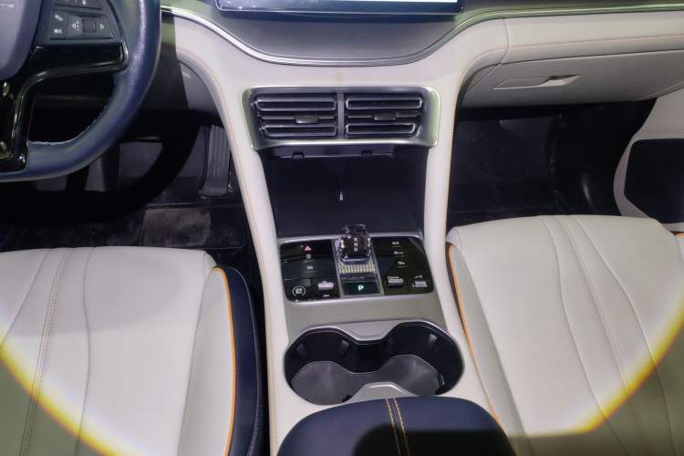 Used BYD Song PLUS New Energy 2023 Champion Edition DM-i 110KM Flagship Model
