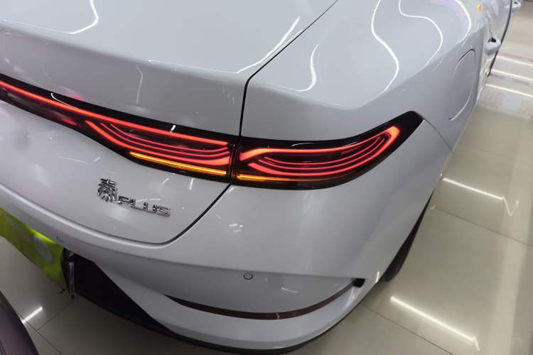 Used BYD Qin PLUS 2025 DM-i Smart Drive 55KM Leading Model
