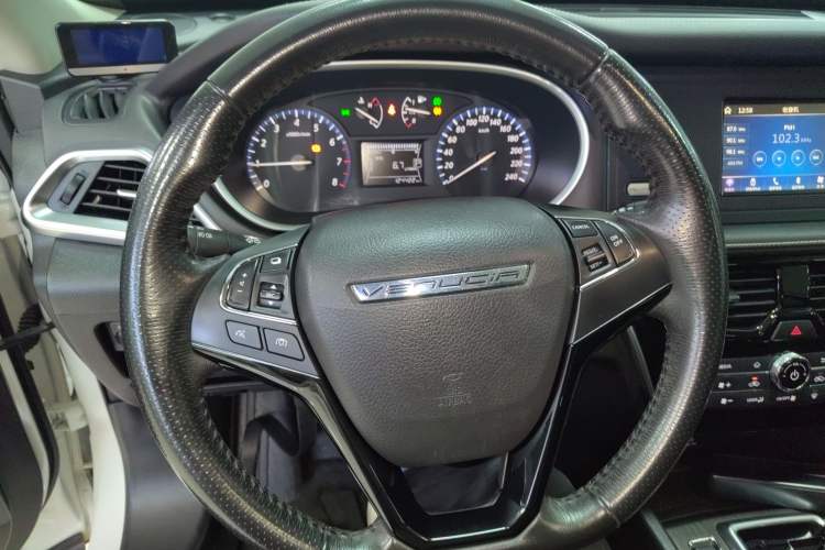 Used Venucia T90 2017 2.0L CVT Smart Edition