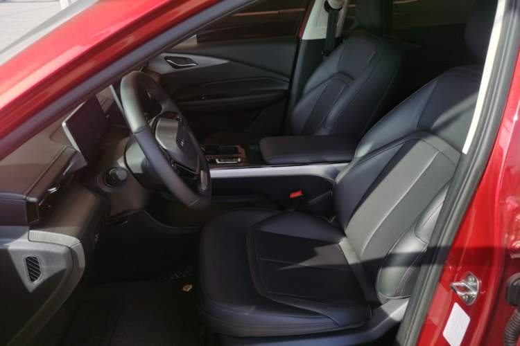 Used Wuling Xingguang 2024 Co-Creation Edition 510 Advanced Model
