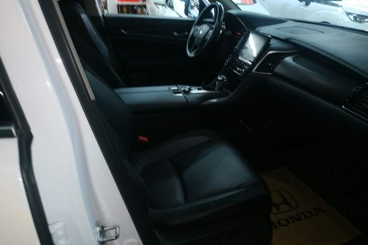 Used Honda Avancier 2017 240TURBO Two-Wheel Drive Luxury Edition