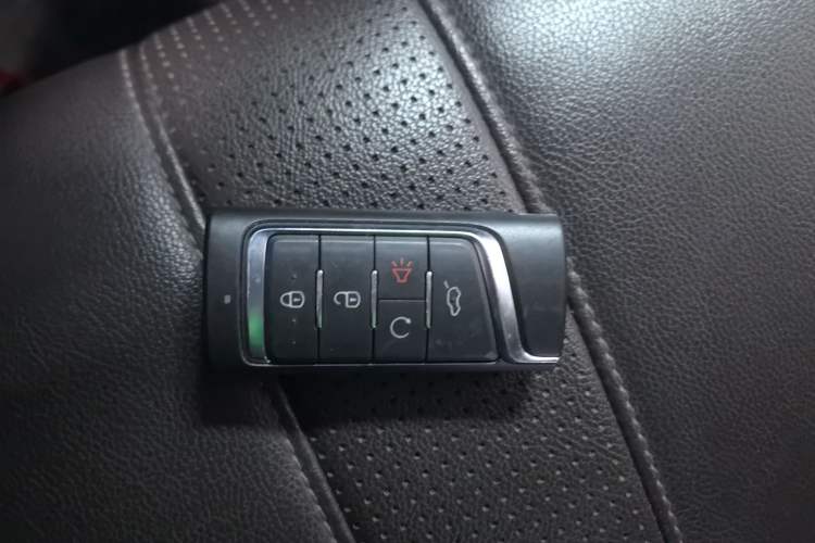 Used GAC Trumpchi M6 2019 270T DCT Luxury Edition (7-seater) China VI
