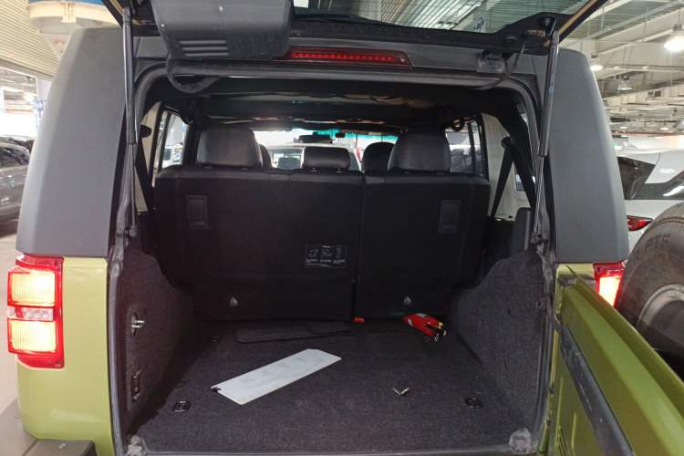 Used BAIC Off-Road BJ40 2016 40L 2.3T Automatic All-Wheel Drive Premium Edition