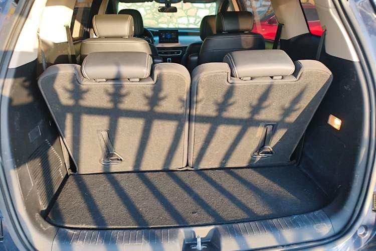 Used BYD Song MAX 2021 Upgraded Model 1.5T Automatic Luxury 6-Seater
