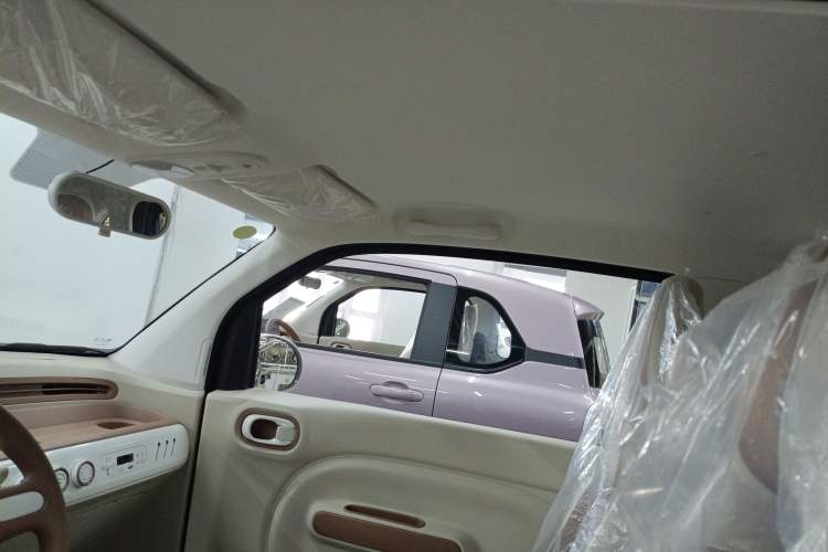 Used Bestune Pony 2026 222km Colorful Horse