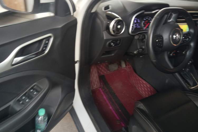 Used MG ZS 2018 1.5L Automatic Luxury Edition China V Standard
