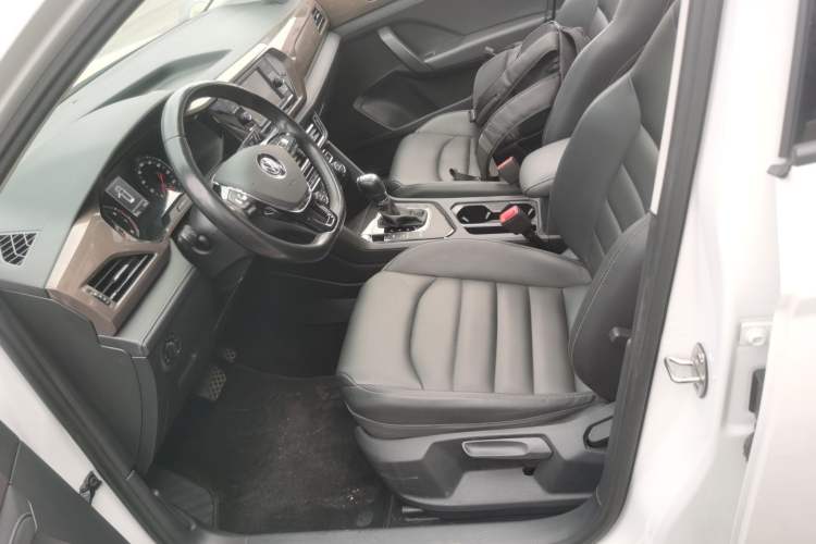 Used Volkswagen Tharu 2020 280TSI Two-Wheel Drive Comfort Edition China VI Standard