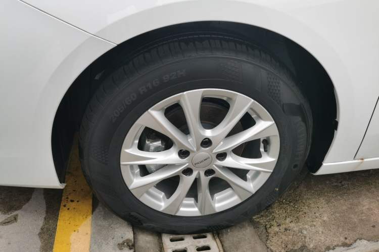 Used Roewe i5 2023 1.5L CVT Luxury Edition
