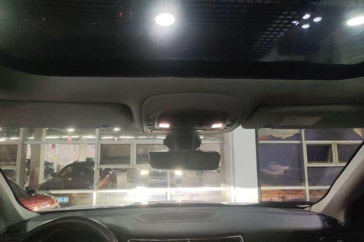 Used  Grand Commander 2022 2.0T Two-Wheel Drive Elite Version
