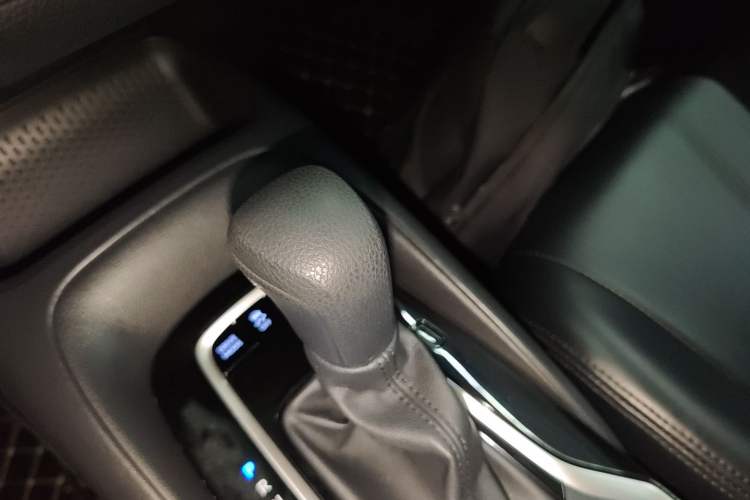 Used Toyota Corolla 2021 Dual-Motor 1.8L E-CVT Elite Edition