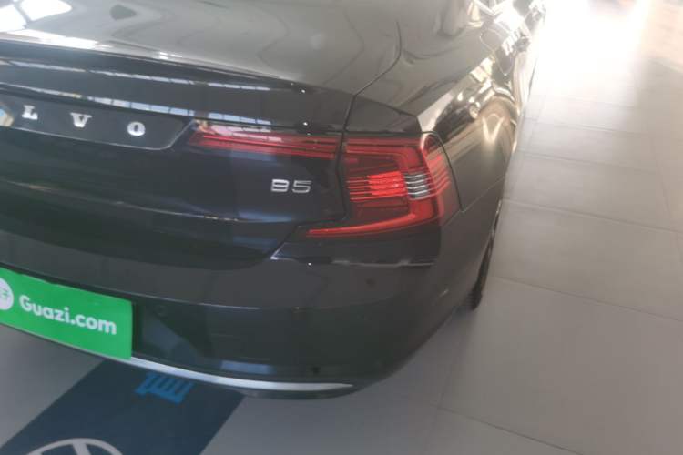 Used Volvo S90 2022 B5 Zhiyuan Luxury Edition
