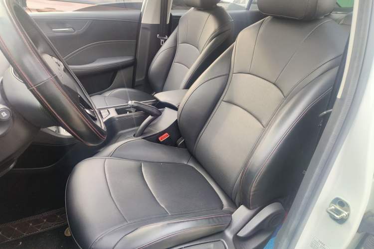 Used Roewe i5 2023 1.5L Manual Excellence Edition
