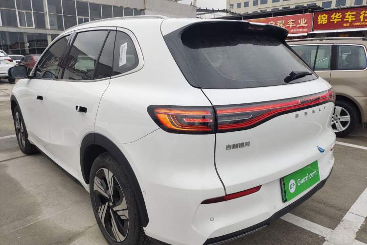 Used  E5 2024 530km Starship Edition