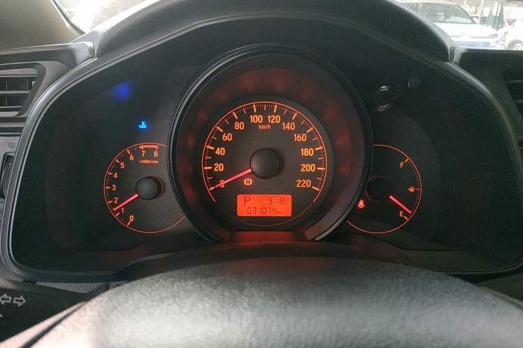 Used Honda Fit 2014 1.5L LX CVT Comfort Model
