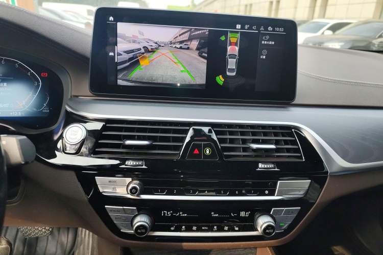 Used BMW 5 Series 2022 Restyled 530Li Leading Edition M Sport Package
