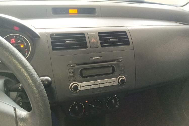 Used Suzuki Swift 2016 1.5L Automatic Fashionable Coolplay Edition
