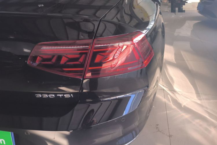 Used Volkswagen Magotan 2025 Zhongxiang Version 330TSI DSG Luxury Edition