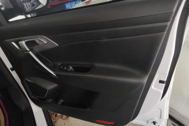 Used Geely Auto Emgrand X7 Sport 2020 1.8TD DCT Two-Wheel Drive Zhiya Model
