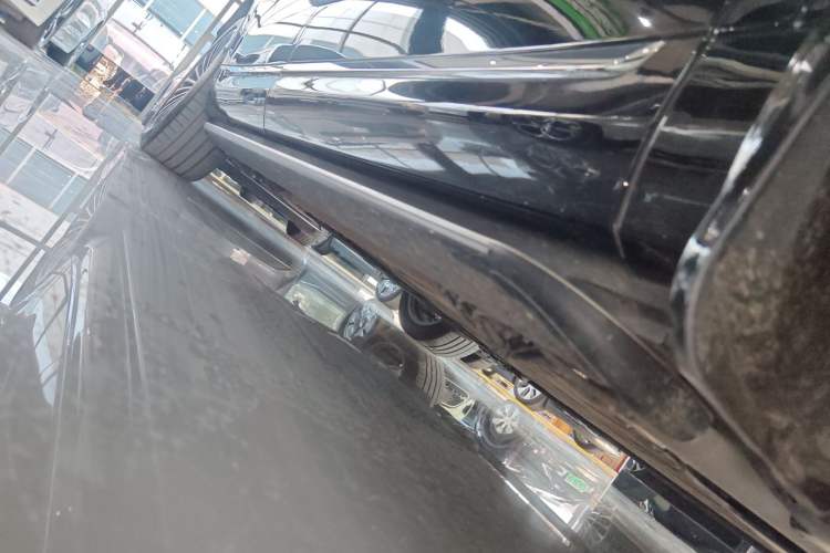 Used Hima AITO M9 2025 Extended-Range Max Version 52 kWh 6-Seater Edition
