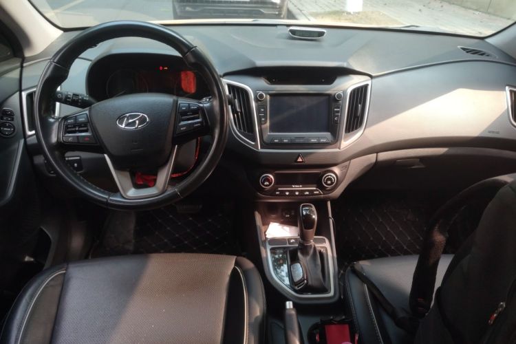 Used Hyundai ix25 2015 2.0L Automatic Two-Wheel Drive Intelligent GLS
