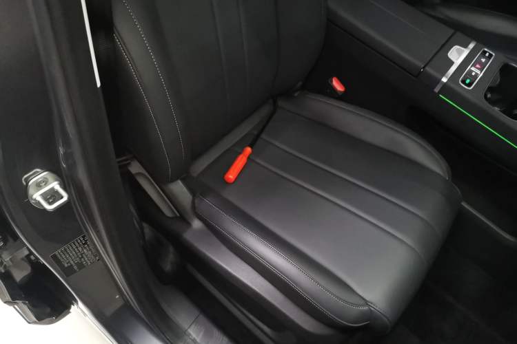 Used Chery Tiggo 7 C-DM 2025 1.5T 120KM Luxury Trim
