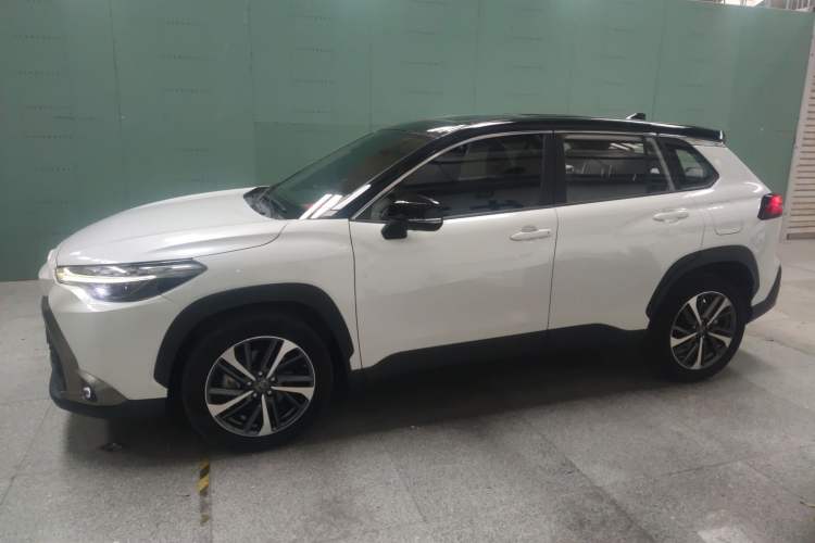 Used Toyota FRONTLANDER 2022 2.0L CVT Luxury PLUS Edition
