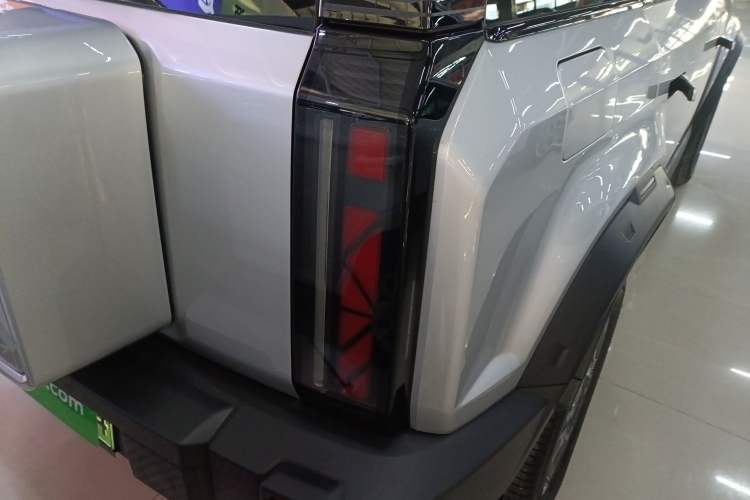 Used  03 2024 501km Range Two-Wheel Drive Long-Range Smart Trend Edition
