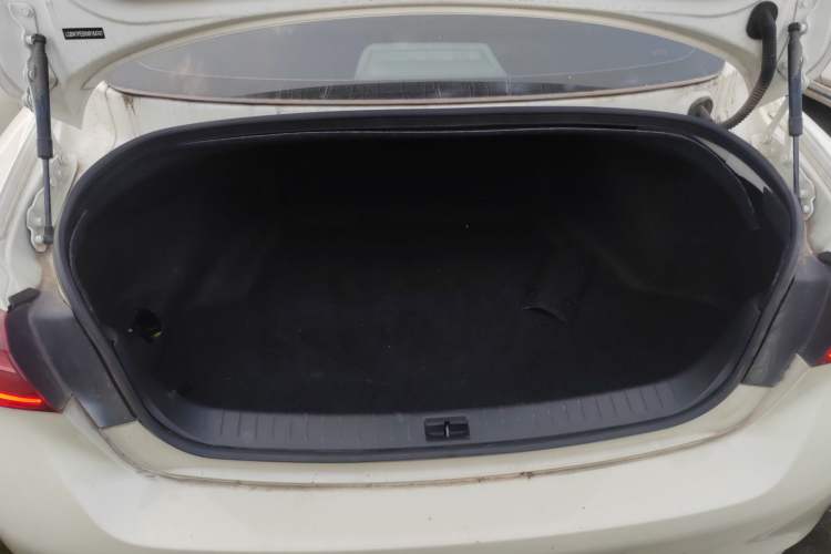 Used Infiniti Q50L 2022 2.0T Comfort Edition
