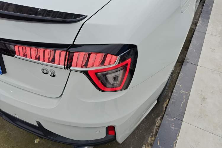 Used Lynk & Co 03 2020 1.5TD DCT JingPro Edition
