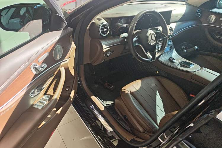 Used Mercedes-Benz E-Class 2022 E 300 L Luxury Model
