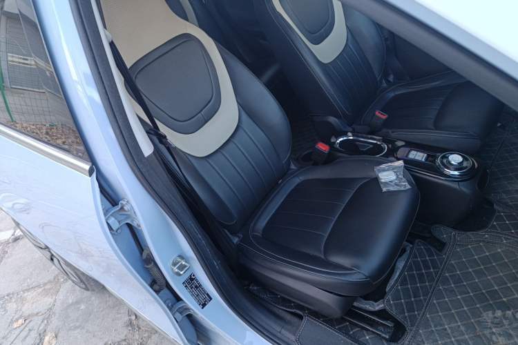 Used Wuling Bingo 2023 410 km Lingxi Deluxe Edition
