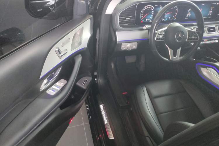 Used Mercedes-Benz GLE 2022 GLE 350 4MATIC Coupe SUV Fashion Model
