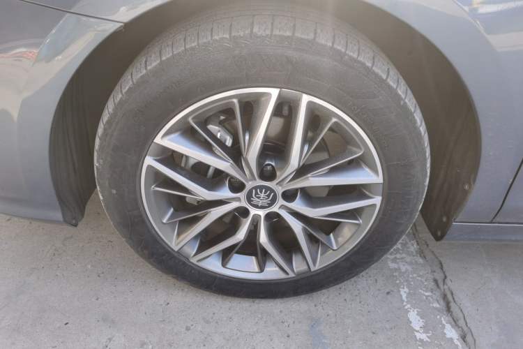 Used BYD Qin PLUS 2024 HONOR Edition DM-i 55KM Beyond Model