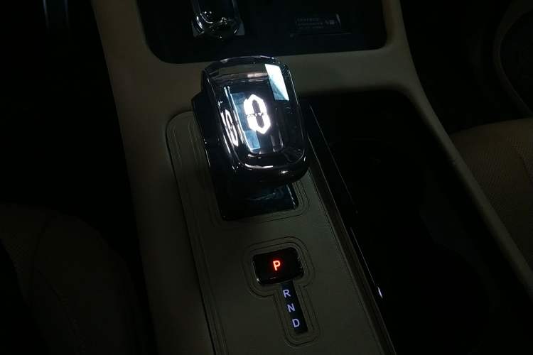 Used Hima AITO M7 2024 1.5T Rear-Drive Plus Version 5 Seats
